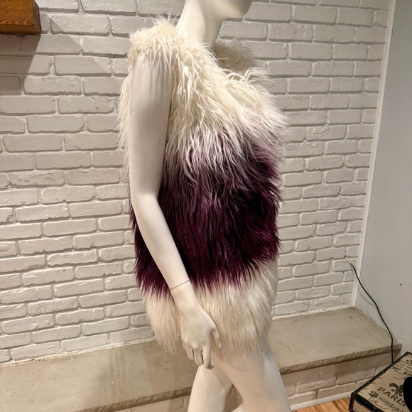 Ombre Faux Fur Vest Cream Plum Purple Shaggy Statement Festival Boho Glam BNWT - Picture 11 of 16